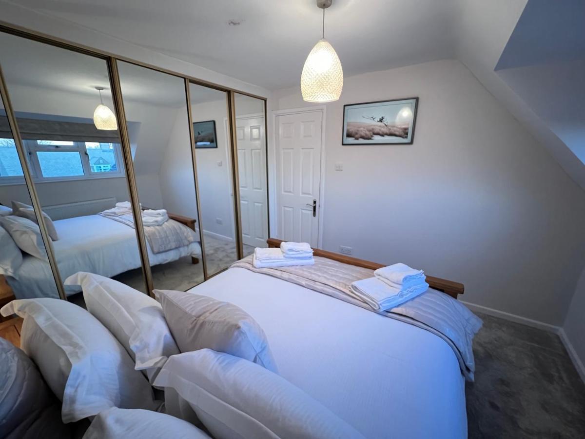 Luxurious 4 Bedroom Home In The Heart Of The Cotswolds With Hot Tub! 스토우온더올드 외부 사진